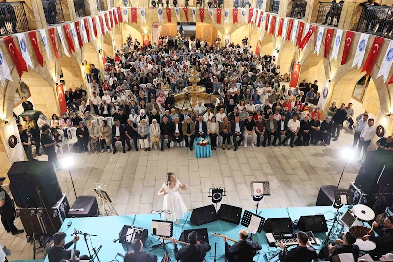 Çorum’da Aşık Mahzuni Şerif türkülerle anıldı
