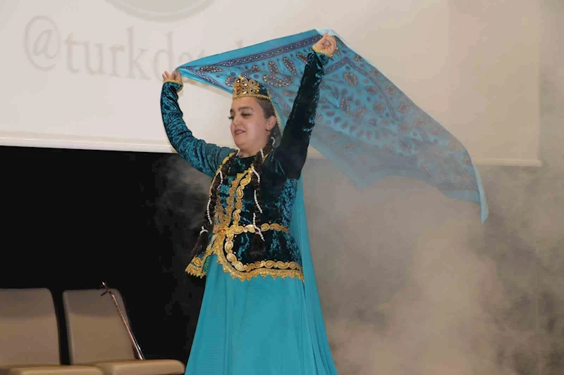 Türk Dünyası’nın kültürel zenginlikleri, Sivas’ta sahnelendi
