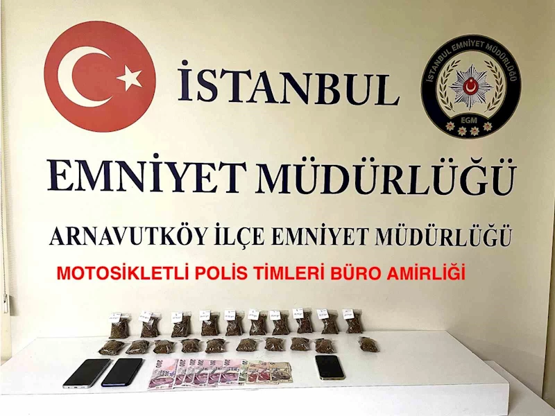 Uyuşturucuyu poşete koyup markete sakladı, polis ekiplerine yakalandı
