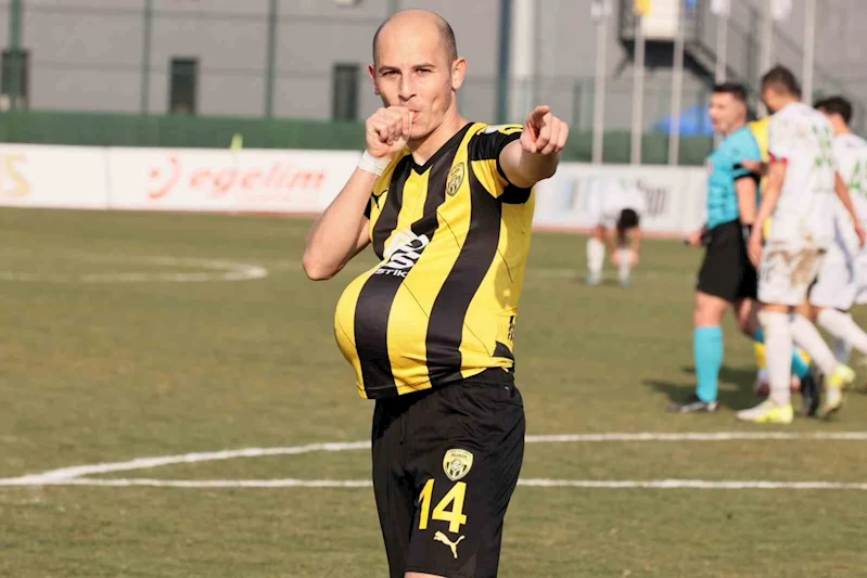 Aliağa FK, Muhammed Raşit’le yollarını ayırdı
