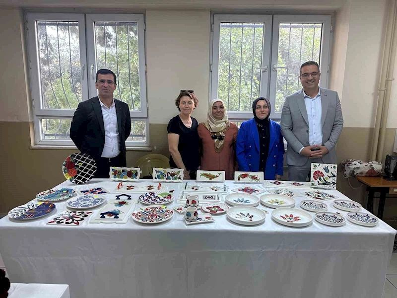 Öğrenmenin yaşının olmadığını gösterdiler
