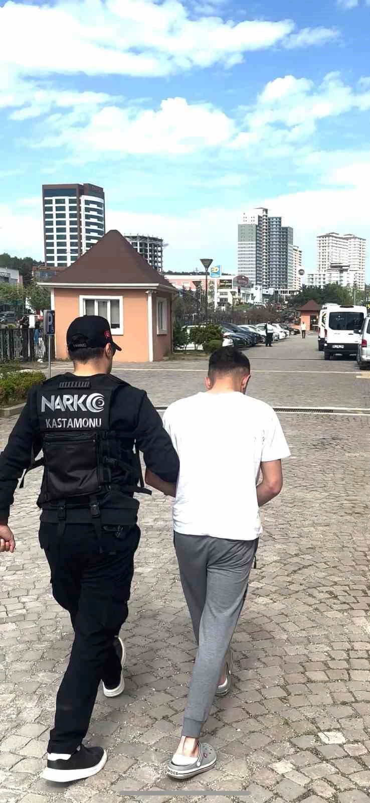 Kastamonu’da uyuşturucuyla yakalanan şahıs tutuklandı
