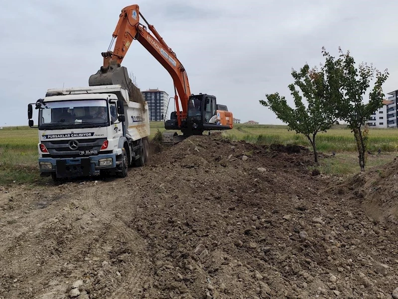 Pursaklar’ın yol ağı genişliyor
