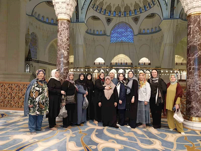 Kur’an kursu öğrencileri manevi mekânlarını gezdi
