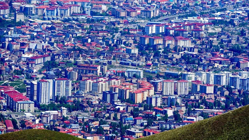 Erzurum’da iki vali yardımcısı ve on kaymamak değişti
