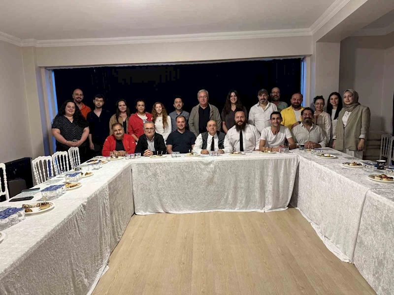Tiyatrocular Düzce’de güçlerini birleştirdi
