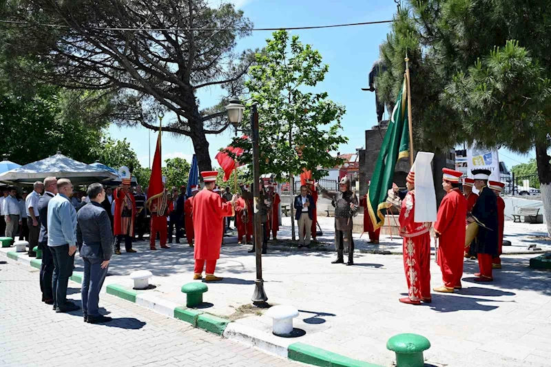 Ulubatlı Hasan memleketi Uluabat’ta törenle anıldı
