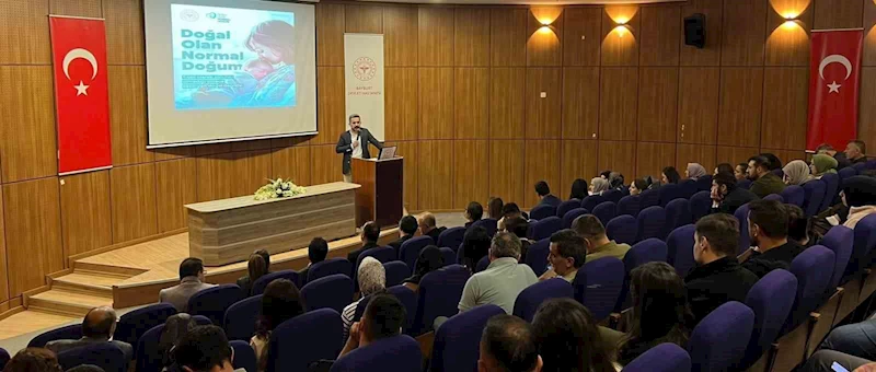 Bayburt’ta ’Normal Doğum Eylem Planı’ kapsamında ebelere eğitimler veriliyor

