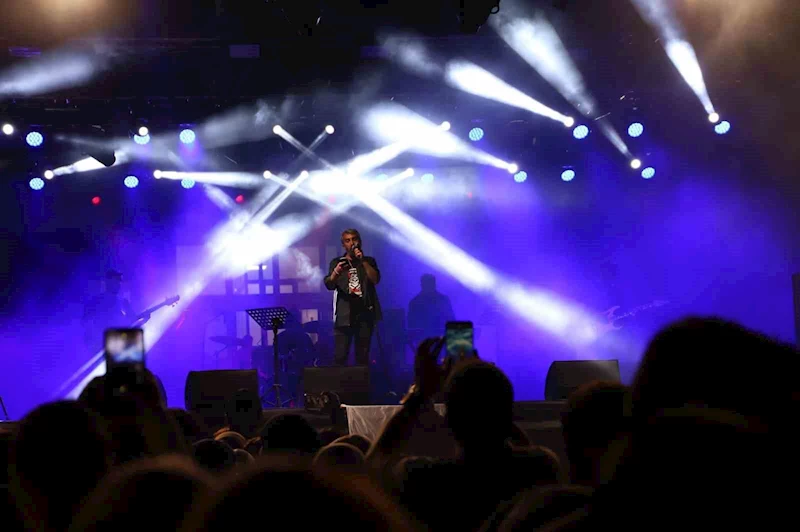 FÜ’de 50. yıl festivali konserlerle devam ediyor
