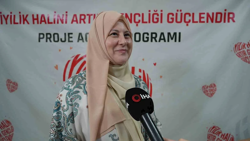 TÜRGEV, gençlerin iyilik halini artırıyor
