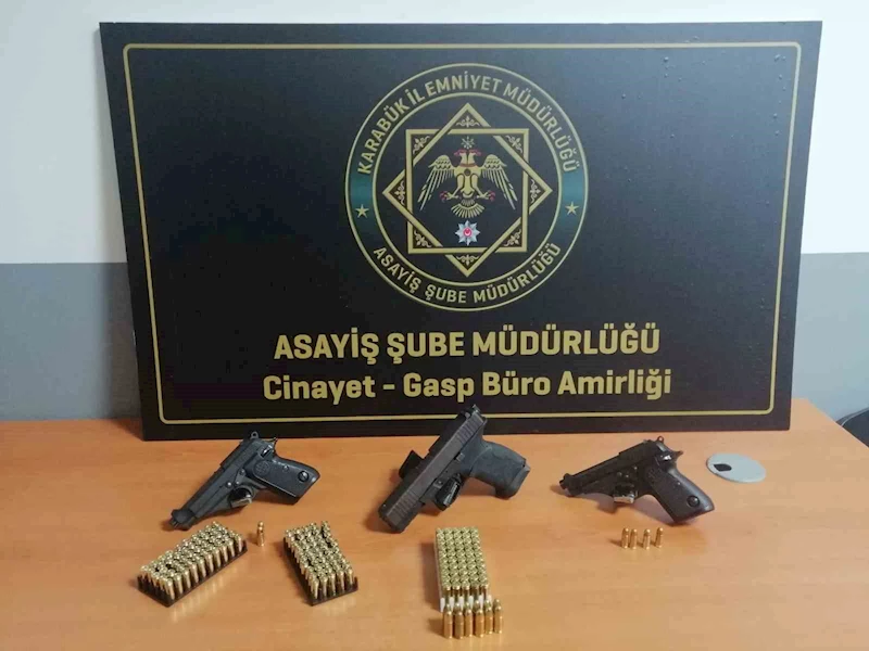 Ruhsatsız silah operasyonunda 4 şüpheli yakalandı
