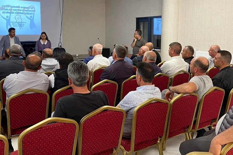 Altıntaş İlçe Milli Eğitimden muhtarlara eğitim
