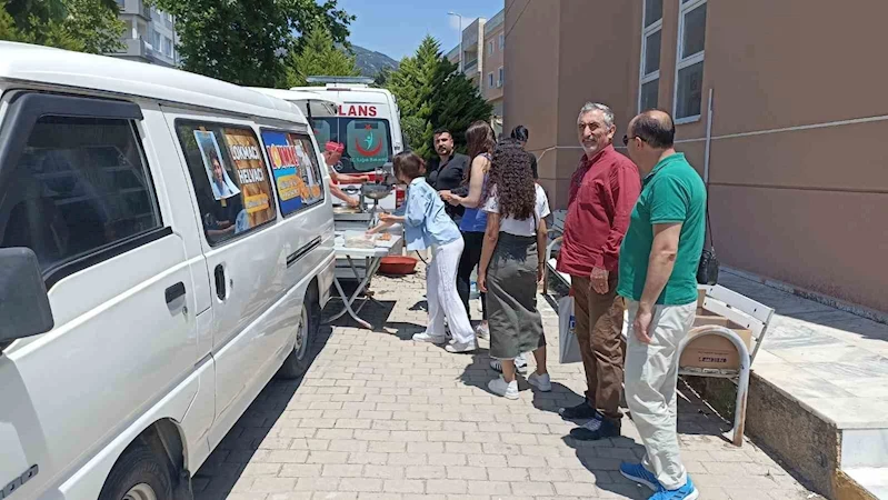 Doğalgaz patlamasında hayatını kaybeden Erbaş için lokma hayrı yapıldı
