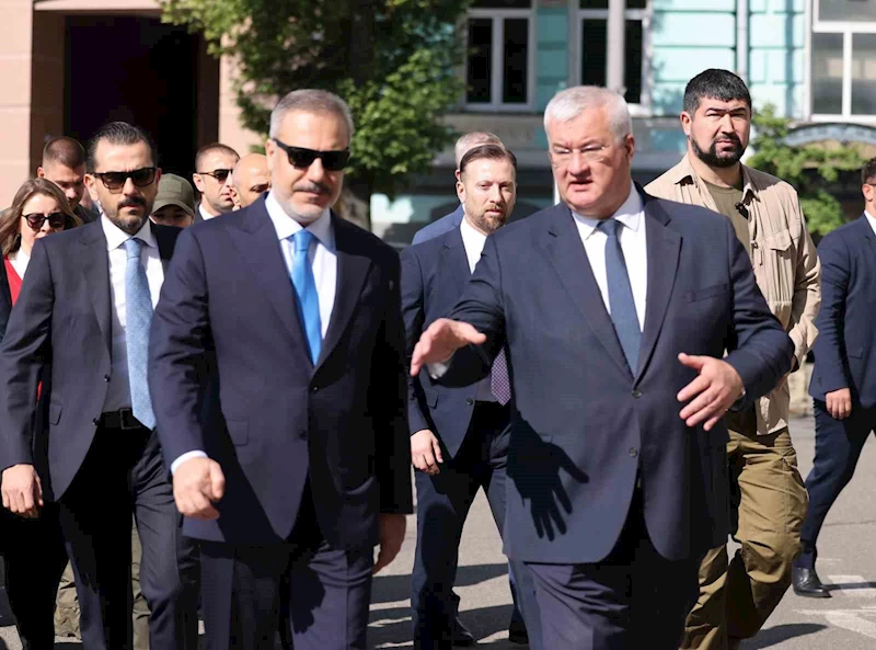 Bakan Fidan, Ukraynalı mevkidaşı Sybiha ile görüştü
