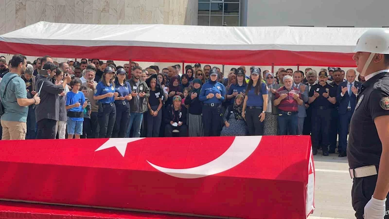 Osmaniye’de kalp krizi sonucu vefat eden polis memuru için tören düzenlendi
