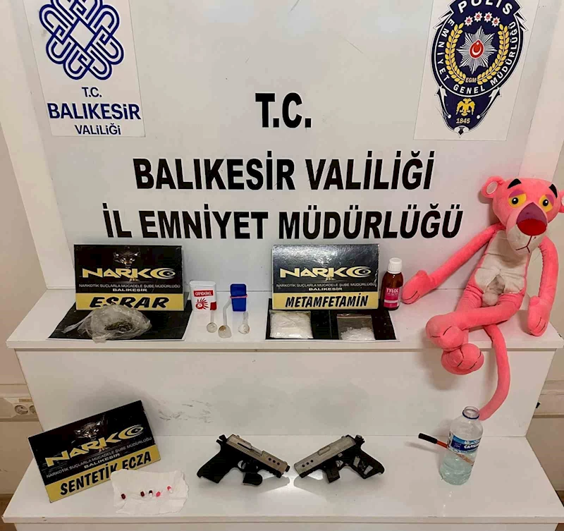 Pembe panterin içinden uyuşturucu çıktı

