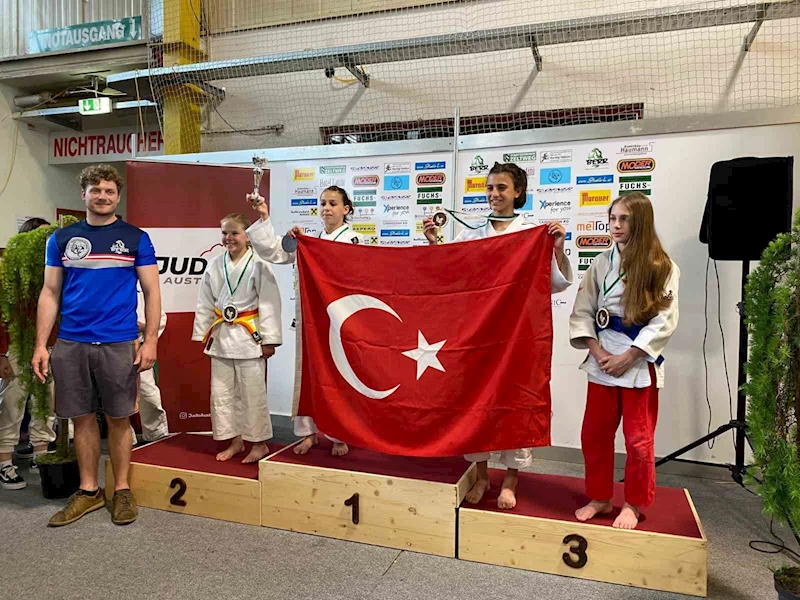 Yunusemreli judoculardan Avusturya’da büyük başarı
