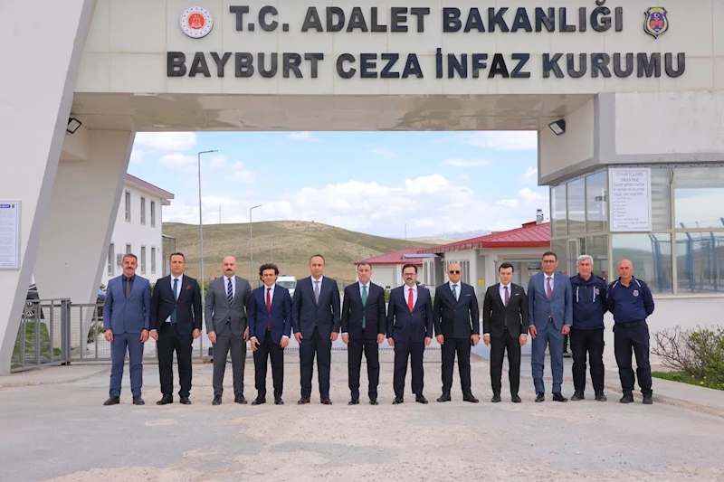 Vali Elidvan, Açık Ceza İnfaz Kurumu Müdürlüğü’nü ziyaret etti
