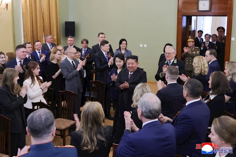 Kuzey Kore lideri Kim Jong-un’dan Rusya Büyükelçiliği’ne ziyaret
