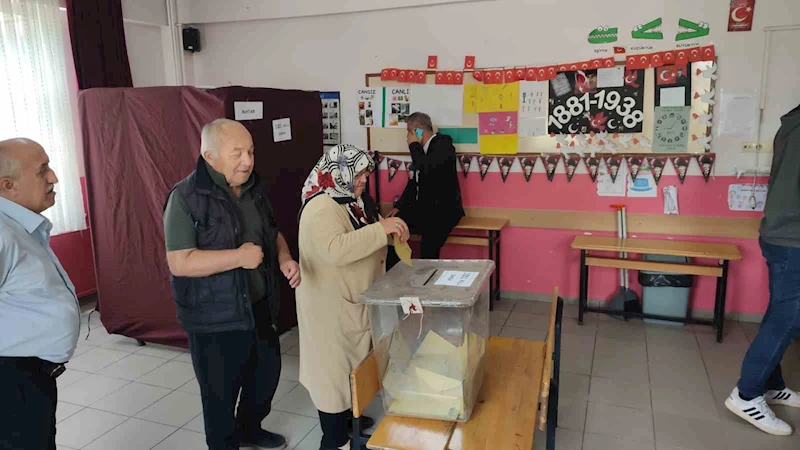 Aydınlıkevler Mahallesi 3. kez muhtarlık seçimine gitti

