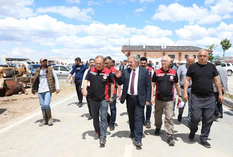 Melikgazi’de Kurban Pazar Yerleri hazır
