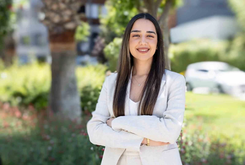 Genç mimar, yapay zeka ile geleceği tasarlıyor
