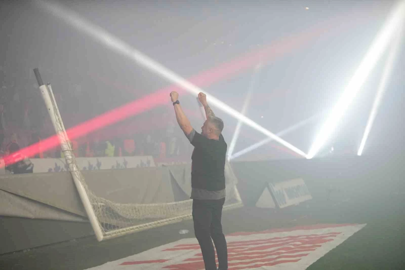 Samsunspor’dan coşkulu Avrupa kutlaması
