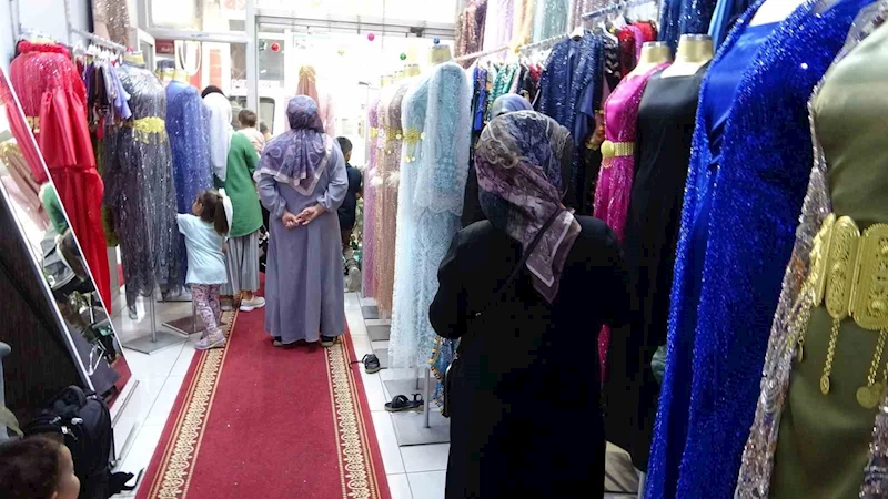 Van’da yöresel kıyafetlere yoğun ilgi
