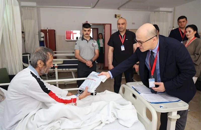 BEUN Hastanesinde bayramlaşma programı gerçekleştirildi
