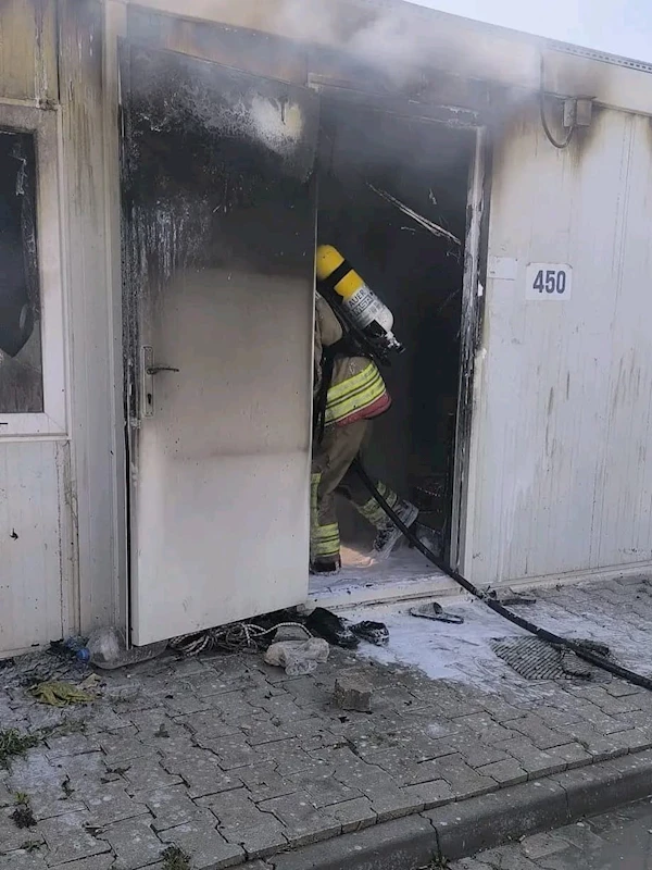 Antakya’da konteyner yangını
