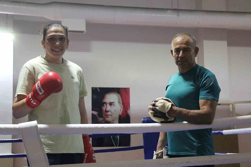 Elif Güneri: 