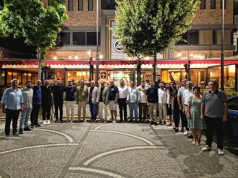 Muğlaspor yönetimi, olağanüstü genel kurul öncesi toplandı
