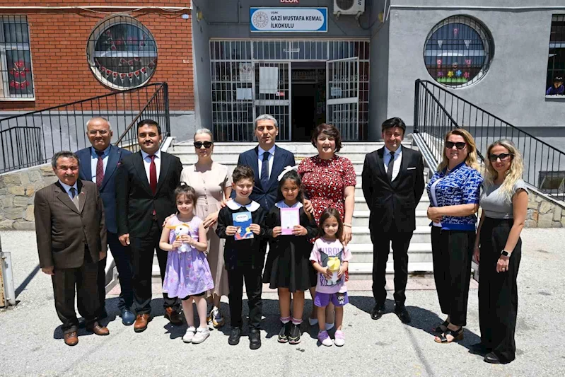 Vali Aktaş resim sergisini ziyaret etti
