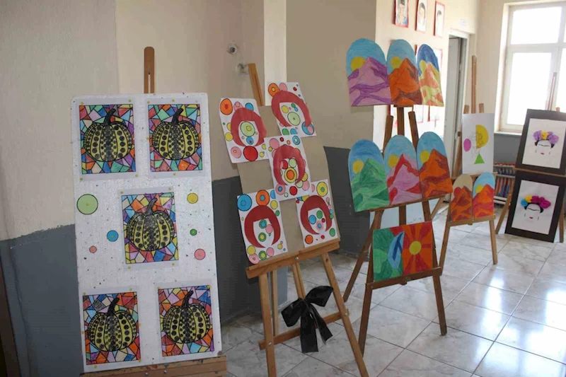 Hamur’da Köy Okulunda sanat rüzgârı esti
