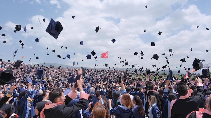 EBYÜ’nün akademik yılı mezuniyet töreni 20 Haziran’da
