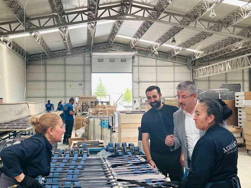 Milletvekili Çopuroğlu; fabrika ziyaretleriyle programlarına başladı
