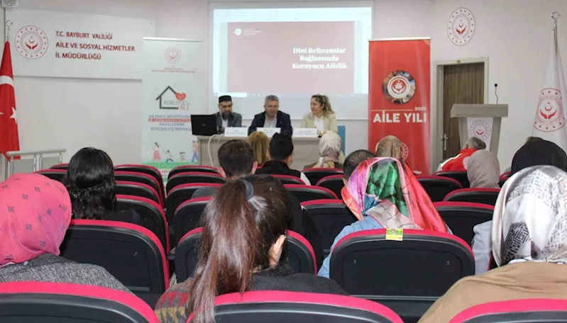 Bayburt’ta ‘Koruyucu Aile’ söyleşisi düzenlendi
