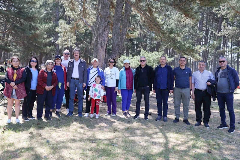 BUÜ ailesi kuruluş yıldönümü pikniğinde bir araya geldi
