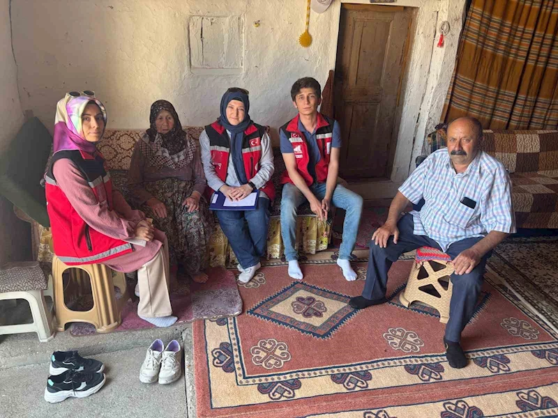 90 yaşındaki Hikmet teyzeye devlet şefkati
