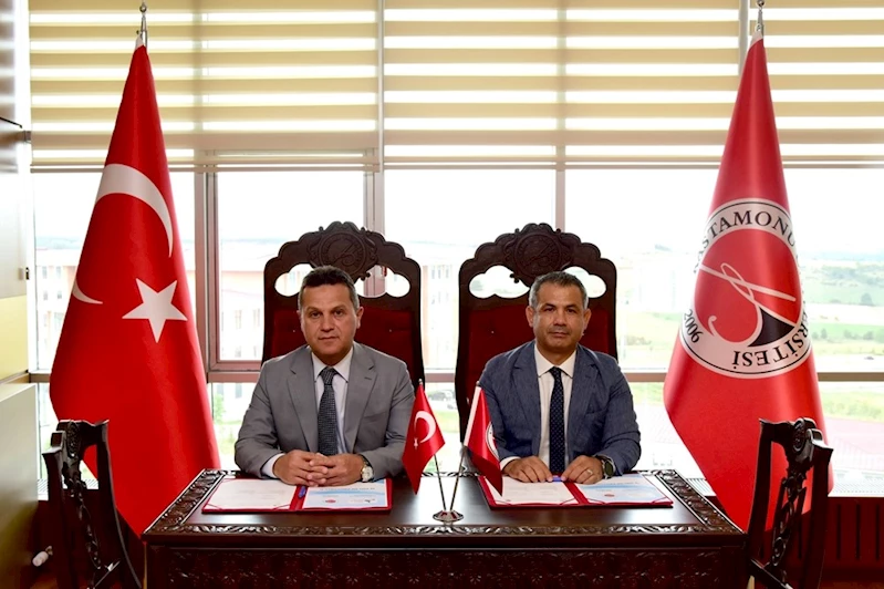 Kastamonu Üniversitesi ile Türkiye Badminton Federasyonu arasında iş birliği protokolü
