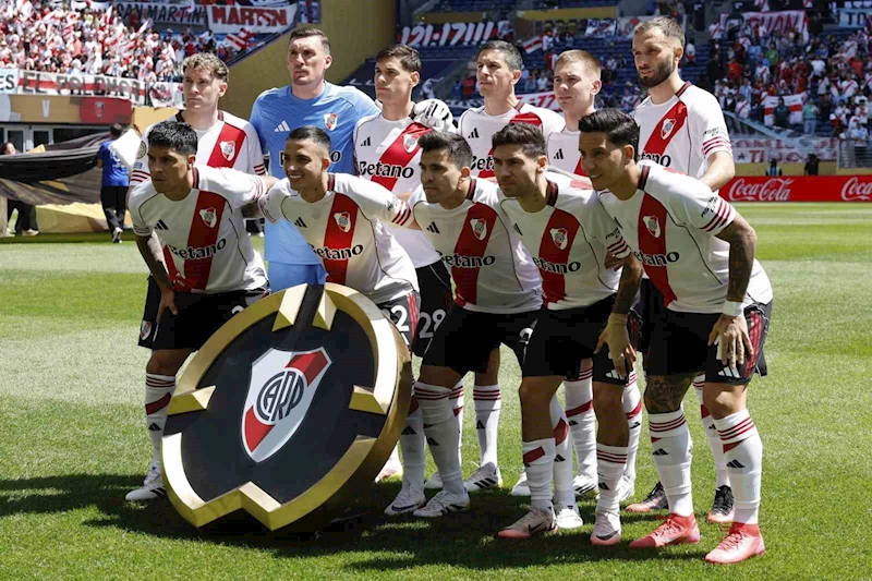 FIFA Kulüpler Dünya Kupası: River Plate: 3 - Urawa Red Diamonds: 1
