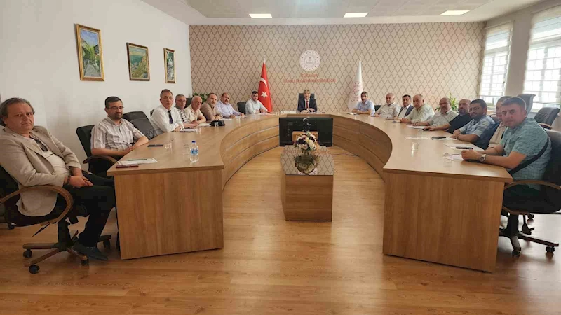 Kütahya’da Lise Müdürleri sene sonu değerlendirme toplantısında bir araya geldi
