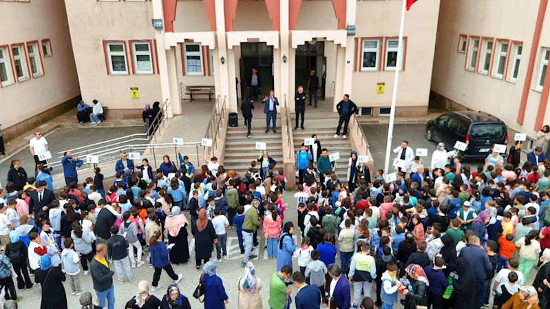 Şampiyon okula rekor başvuru
