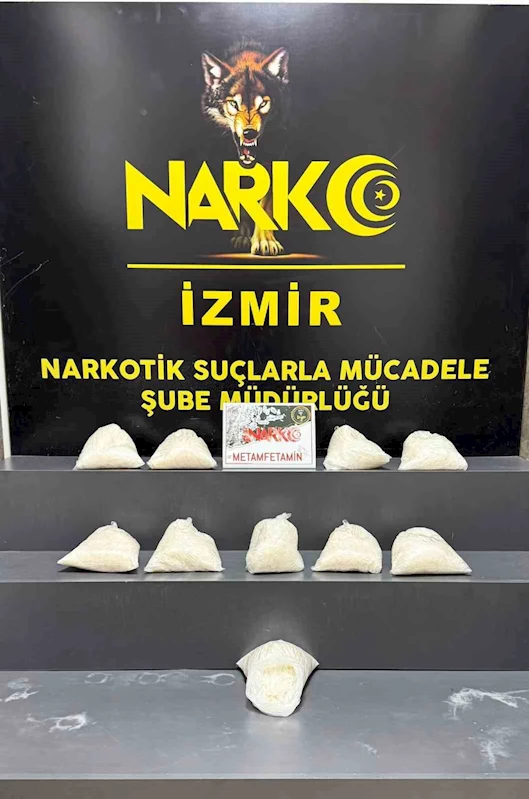 İzmir’de 10 kilo metamfetamin ele geçirildi
