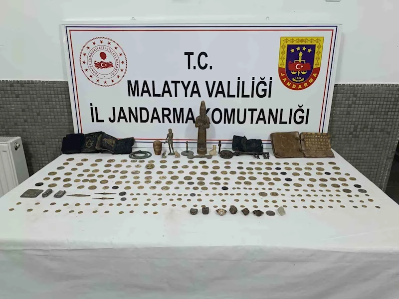 Malatya’da tarihi eser kaçakçılarına operasyon: 2 gözaltı
