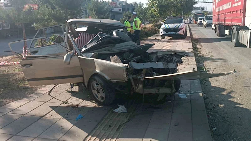 Gaziantep’teki feci kazada Tofaş sürücüsü kurtarılamadı
