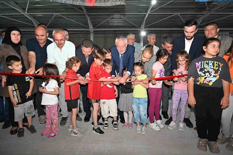 Isparta’da Akkent Mahallesi Kapalı Pazaryeri açıldı
