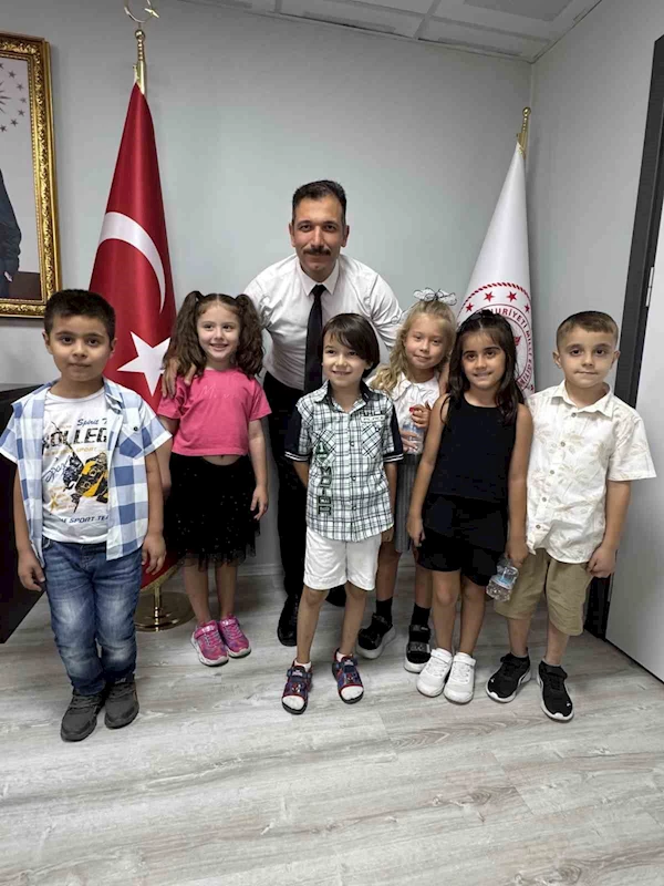 Minik çiftçiler ilk hasatlarını yaptı

