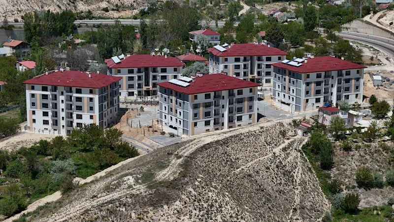 Sivas Gürün’de afet konutları hak sahiplerini buldu
