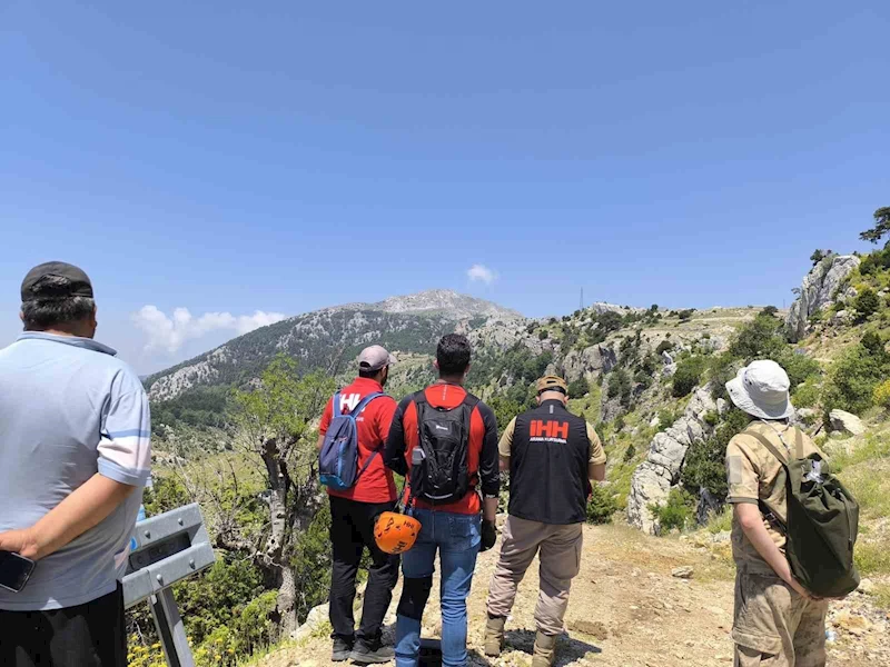 Kayıp olarak aranan yaşlı adamdan 22’nci günde de haber yok

